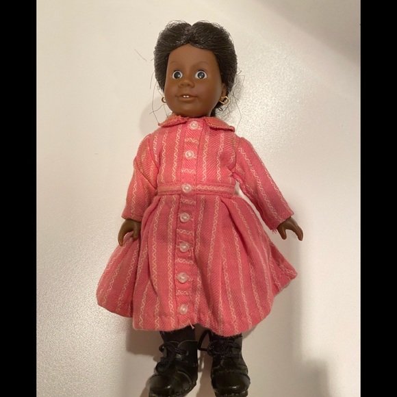 12 Rare American Girl Dolls That Are Worth A Ton Now